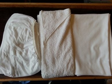 baby-box-sheets-towel-blanket